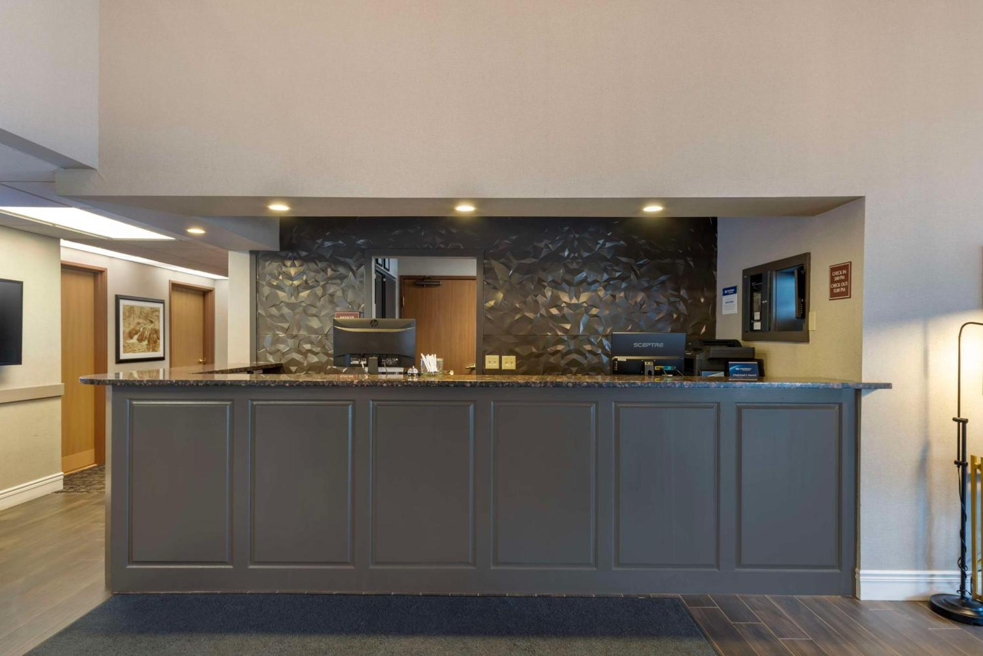 Best Western Spooner Riverplace Exterior foto